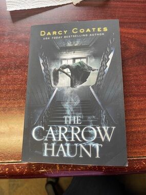 The Carrow Haunt by Darcy Coates - Black & White Cover
